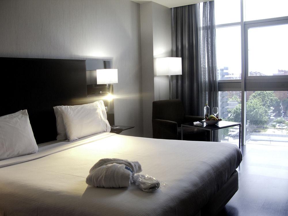 Ac Hotel Som By Marriott L'Hospitalet de Llobregat Ngoại thất bức ảnh